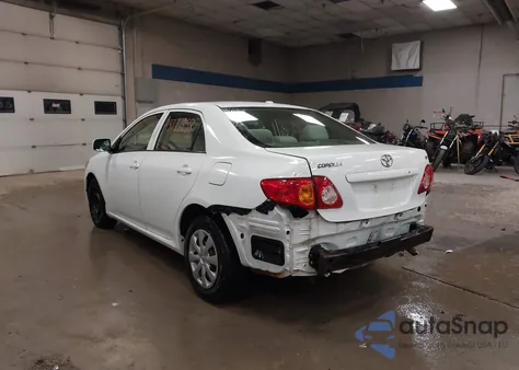 2010 Toyota Corolla Le z USA, uszkodzony, nr VIN JTDBU4EE2AJ070765